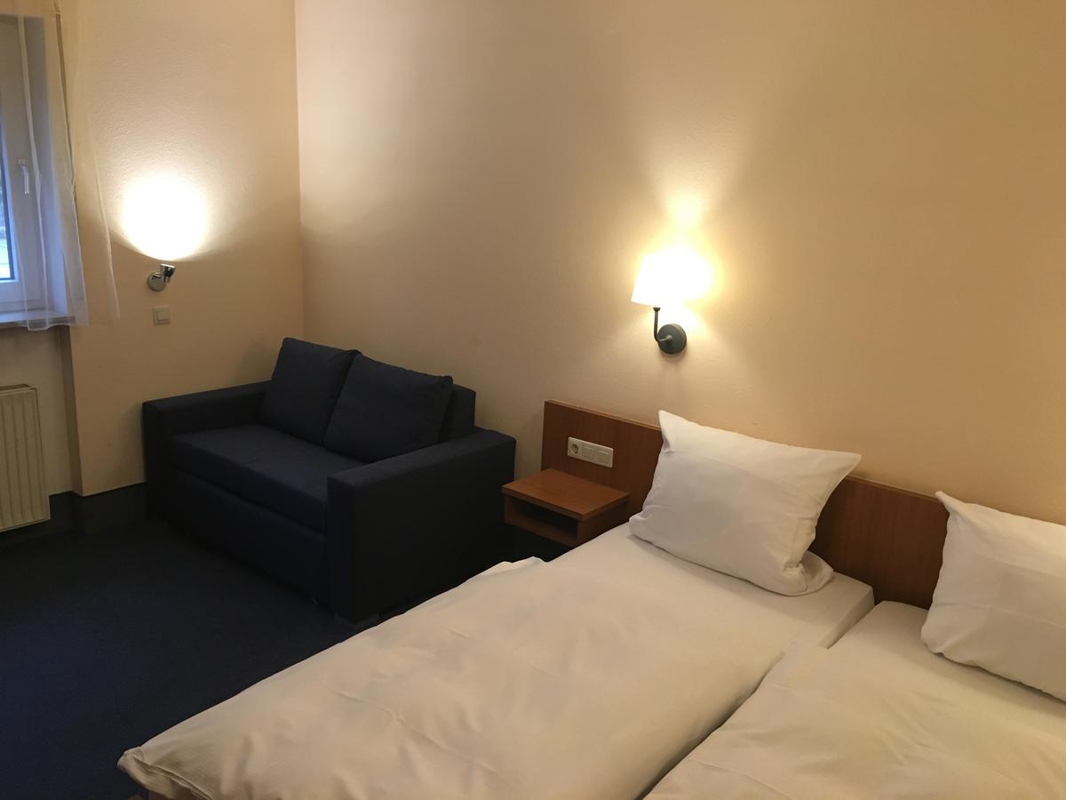 Zip Hotel Lingenfeld Camera foto