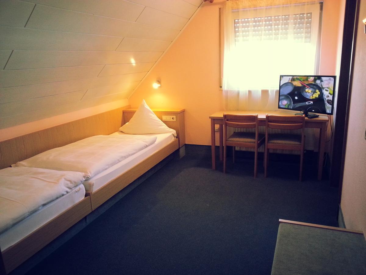 Zip Hotel Lingenfeld Esterno foto