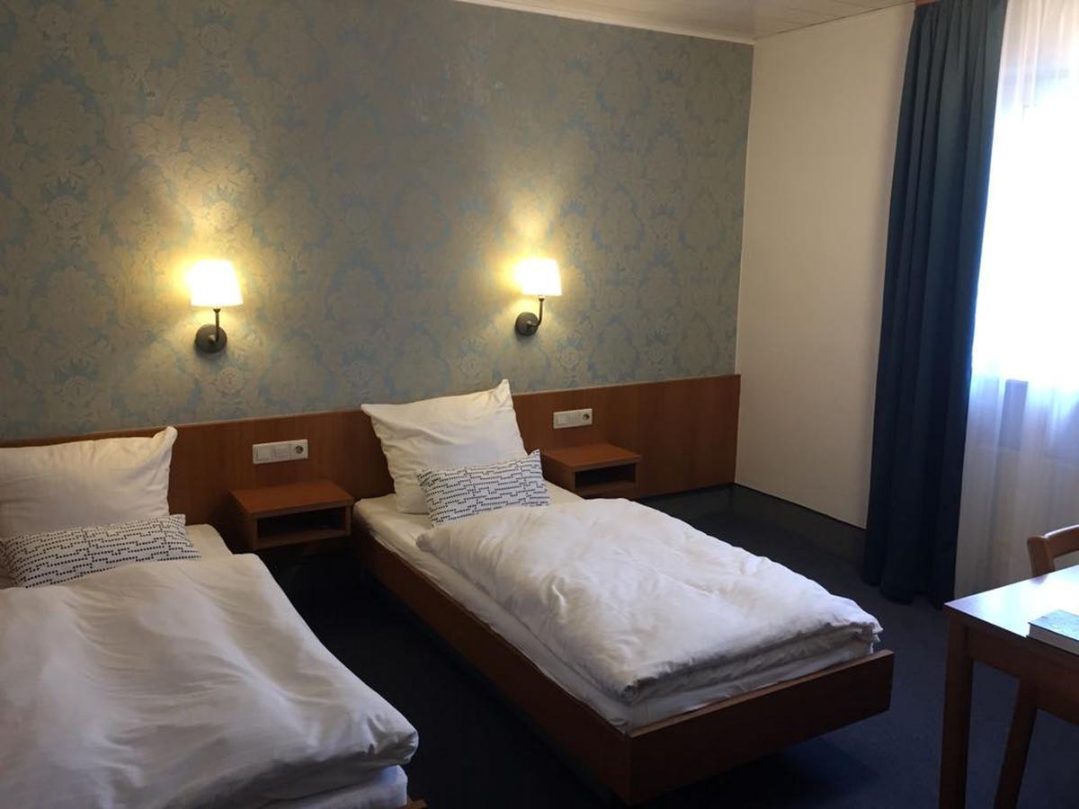 Zip Hotel Lingenfeld Esterno foto